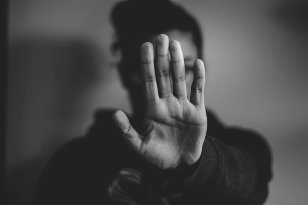 Avoidant attachment style in relationships