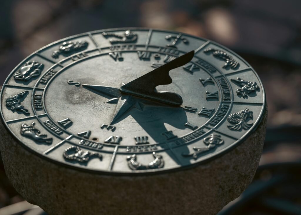 Weekly Horoscope (April 19 - April 25, 2026)